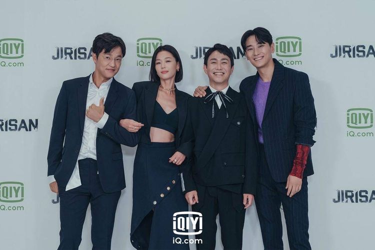 Cho Han Chul, Jun Ji Hyun, Oh Jung Se, dan Ju Ji Hoon saat konferensi pers drama Jirisan, Rabu (13/10/2021)