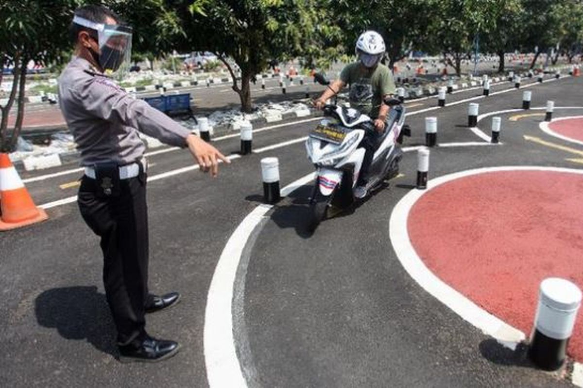 Coaching Clinic uji praktik SIM yang digelar Satlantas Polres Pati