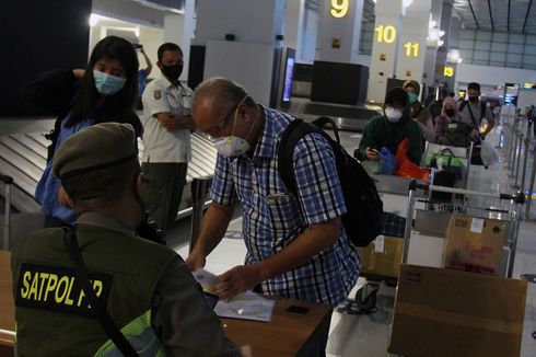 Terapkan Pergub Keluar Masuk Jakarta, Bandara Soekarno Hatta Dijaga Satpol PP DKI