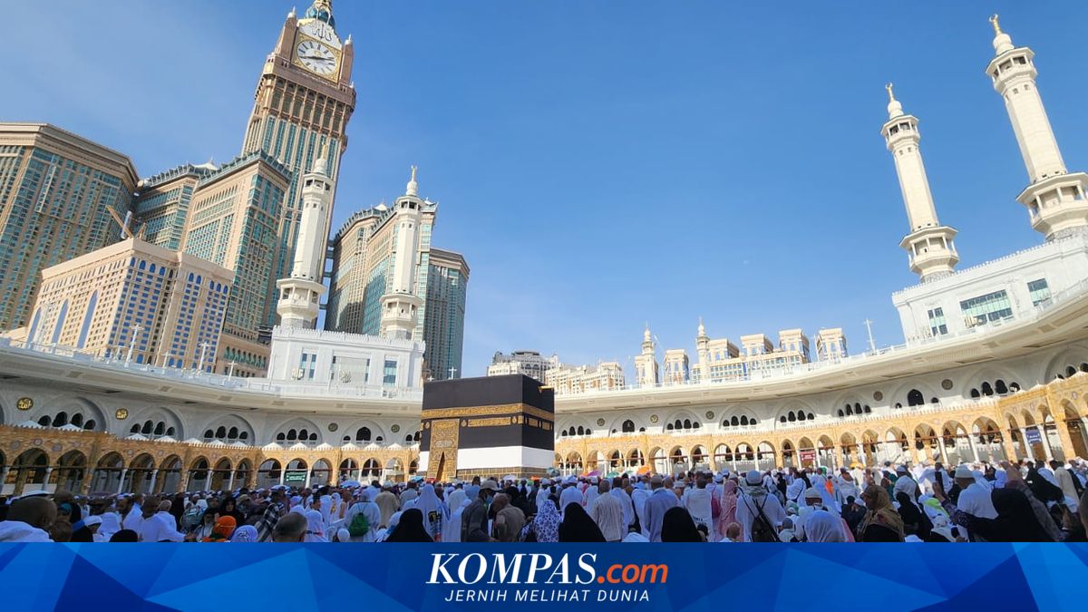 Menabung 40 Tahun di Bawah Kasur, Guru Ngaji Palembang Akhirnya Berangkat Haji ~TR

Klik untuk baca: