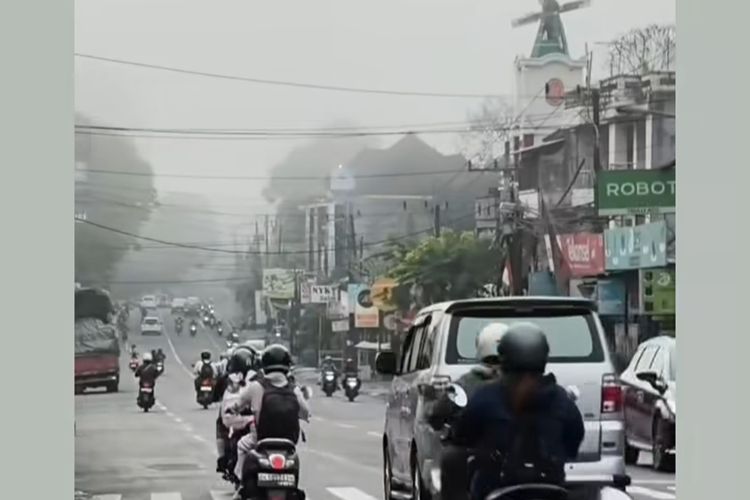 Viral Muncul Kabut Tebal di Tabanan, BMKG Pastikan Bukan Asap Karhutla