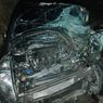 Mobil Honda Jazz Hancur Tabrak Truk di Toba, 2 Orang Tewas  