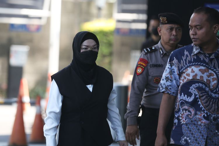 4 Kepala Daerah di Jawa Tengah yang Kena OTT KPK, Terbaru Bupati Sukoharjo Etik Suryani