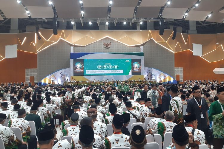 Proses pemilihan 13 anggota PP Muhammadiyah dalam Muktamar ke-48 Muhammadiyah di Gedung Edutorium Universitas Muhammadiyah Surakarta (UMS) di Sukoharjo, Jawa Tengah, Sabtu (19/11/2022) malam.