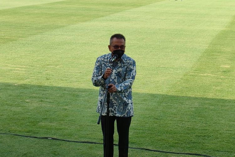Wakil Ketua DPRD DKI Jakarta M Taufik saat memberi kata sbutan dalam kunjungan DPRD DKI Jakarta ke Jakarta Internasional Stadium, Tanjung Priok, Jakarta Utara, Jumat (22/10/2021).
