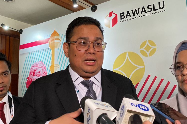 Ketua Bawaslu Rahmat Bagja di Hotel Savoy Homann, Bandung, Selasa (5/12/2023). 