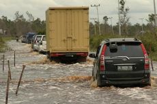 Jalan Trans Kalimantan Terendam Banjir Sepanjang 3 Km