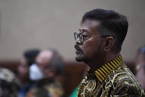 KPK Duga SYL Kasih Uang dan Barang untuk Pedangdut Nayunda Nabila