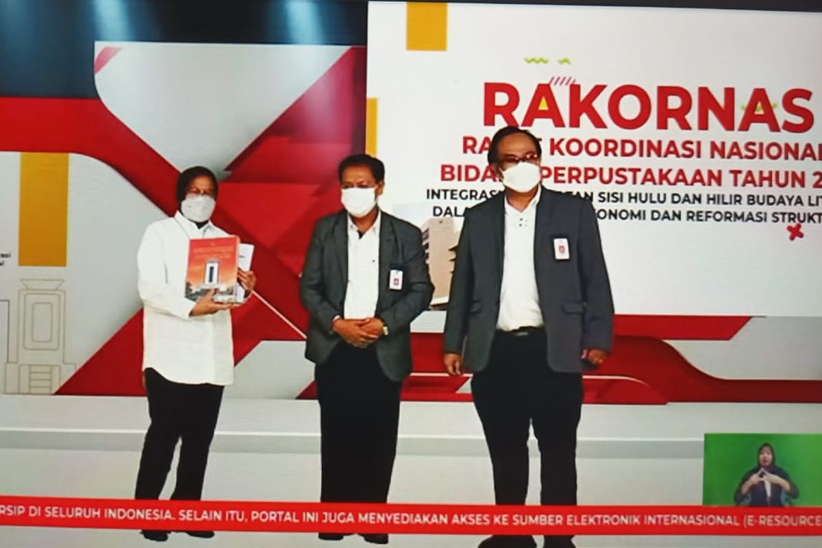 Mensos Tri Rismaharani dalam Rakornas Perpustakaan digelar Perpustakaan Nasional (Perpusnas) 22-23 Maret 2021 mengangkat tema tema Integrasi Penguatan Sisi Hulu dan Hilir Budaya Literasi dalam Pemulihan Ekonomi dan Reformasi Struktural.
