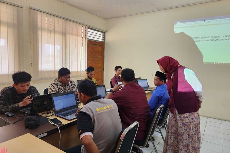 Bawaslu Kota Semarang lakukan verifikasi data Daftar Pemilih Sementara (DPS)