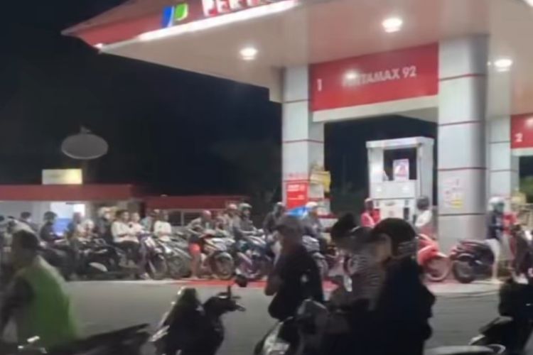 Pertamina Akui Pasokan Pertalite di Denpasar dan Badung Sempat Terlambat, tapi Kini Sudah Tiba