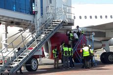 Tabrak Garbarata Bandara Ngurah Rai, Lapisan Mesin Bagian Luar Pesawat Batik Air Robek