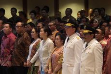 Hadiri Pelantikan Djarot, Megawati Disambut Tepuk Tangan