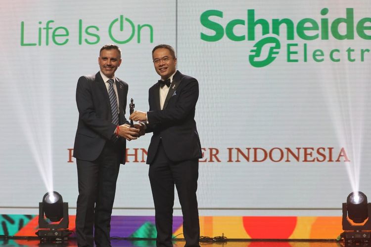 Schneider Indonesia meraih gelar Best Companies to Work for in Asia 2023 dari HR Asia, sebagai penghargaan praktik pengelolaan SDM terkemuka di Asia.