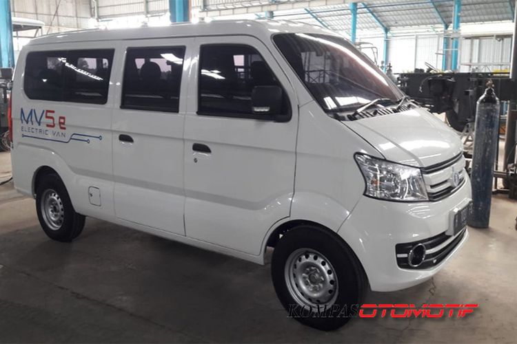 Minivan Listrik MAB yang akan dijadikan Angkot