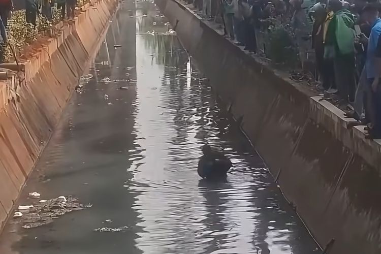 Dipergoki Hendak Curi Motor di Kelapa Gading Jakut, Pelaku Ceburkan Diri ke Kali