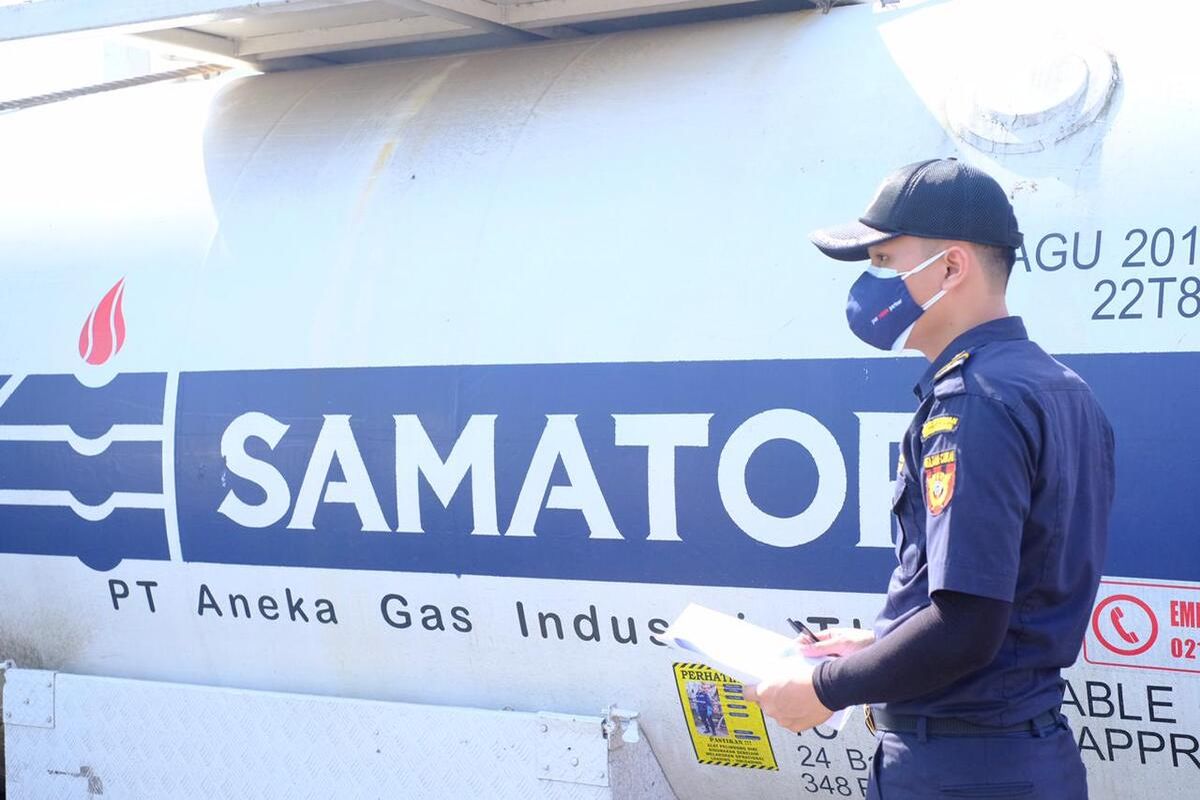 Oksigen yang didistribusikan adalah hasil produksi PT Samator Gas Industri yang merupakan produsen oksigen murni di Batam.