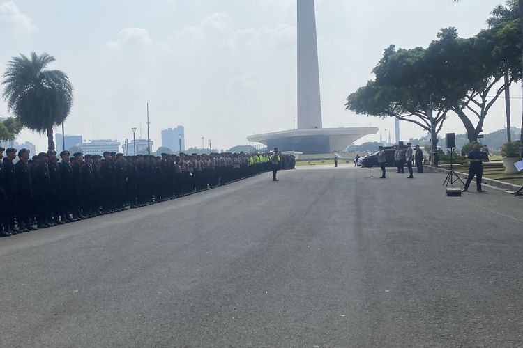 Polisi Amankan Demo di Jakpus Dilarang Bawa Senpi, Wakapolda Metro: Jangan Bersikap Agresif 