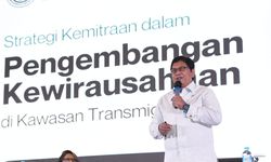 Rakernas IV KEIND, Wamen Viva Yoga Undang Pengusaha Tanamkan Investasi di Kawasan Transmigrasi