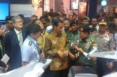 Jokowi Kunjungi Indo Defence 2014