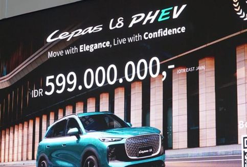 Perluas Pasar ke Jatim, LEPAS Perkenalkan L8 PHEV dan E4 EV di GIIAS Surabaya