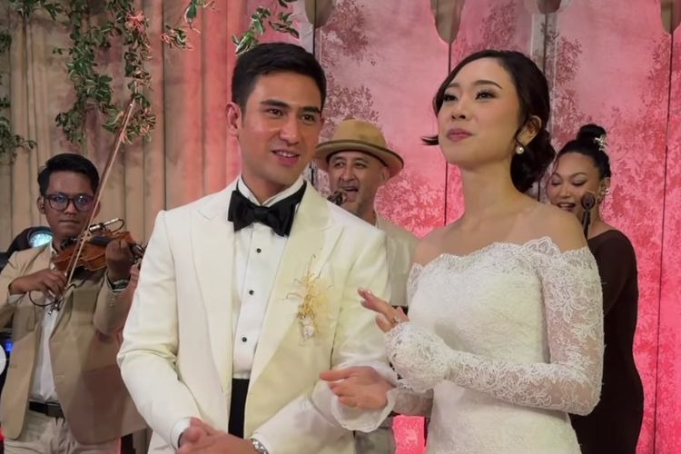 Axel Matthew Thomas Menikah dengan Cicilia Golda Bethulla