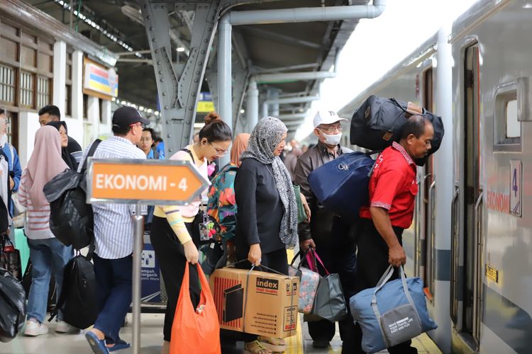 Penumpang kereta api