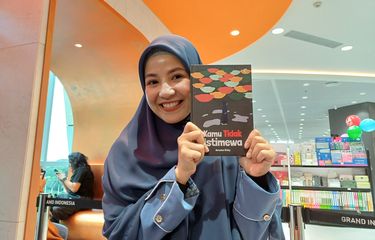 Natasha Rizky di Gramedia Grand Indonesia, Tanah Abang, Jakarta Pusat, Jumat (2/2/2024).