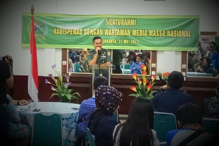 Kepala Dinas Penerangan TNI AD (Kadispenad) Kolonel Arm Alfret Denny Tuejeh