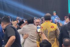 Ketika Prabowo Peluk Erat Cak Imin yang Datang Terlambat di HUT Ke-25 PAN