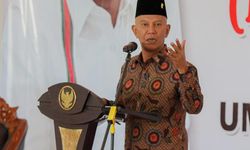 Jokowi Tanggapi Kritik Rocky Gerung dengan Fokus Kerja, Said Abdullah Minta Pendukung Jokowi Menirunya