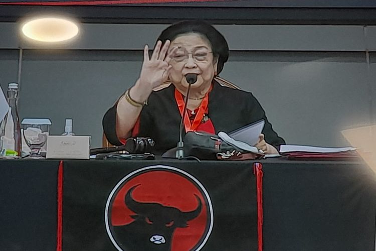 Ketua Umum PDI-P Megawati Soekarnoputri saat pidato penutupan Rakernas PDI-P, di Sekolah Partai, Lenteng Agung, Jakarta Selatan, Kamis (23/6/2022.