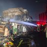Sudah 10 Jam Lebih, Kebakaran di Taman Sari Belum Padam Sepenuhnya