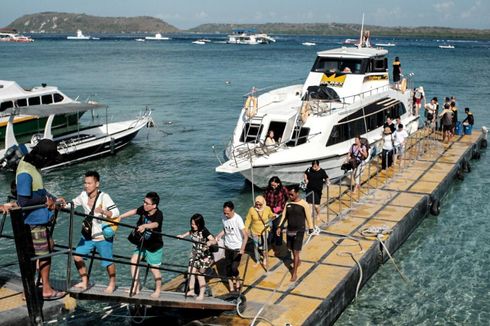 Pariwisata Dibuka untuk Wisatawan Nusantara saat Kasus Corona Menurun