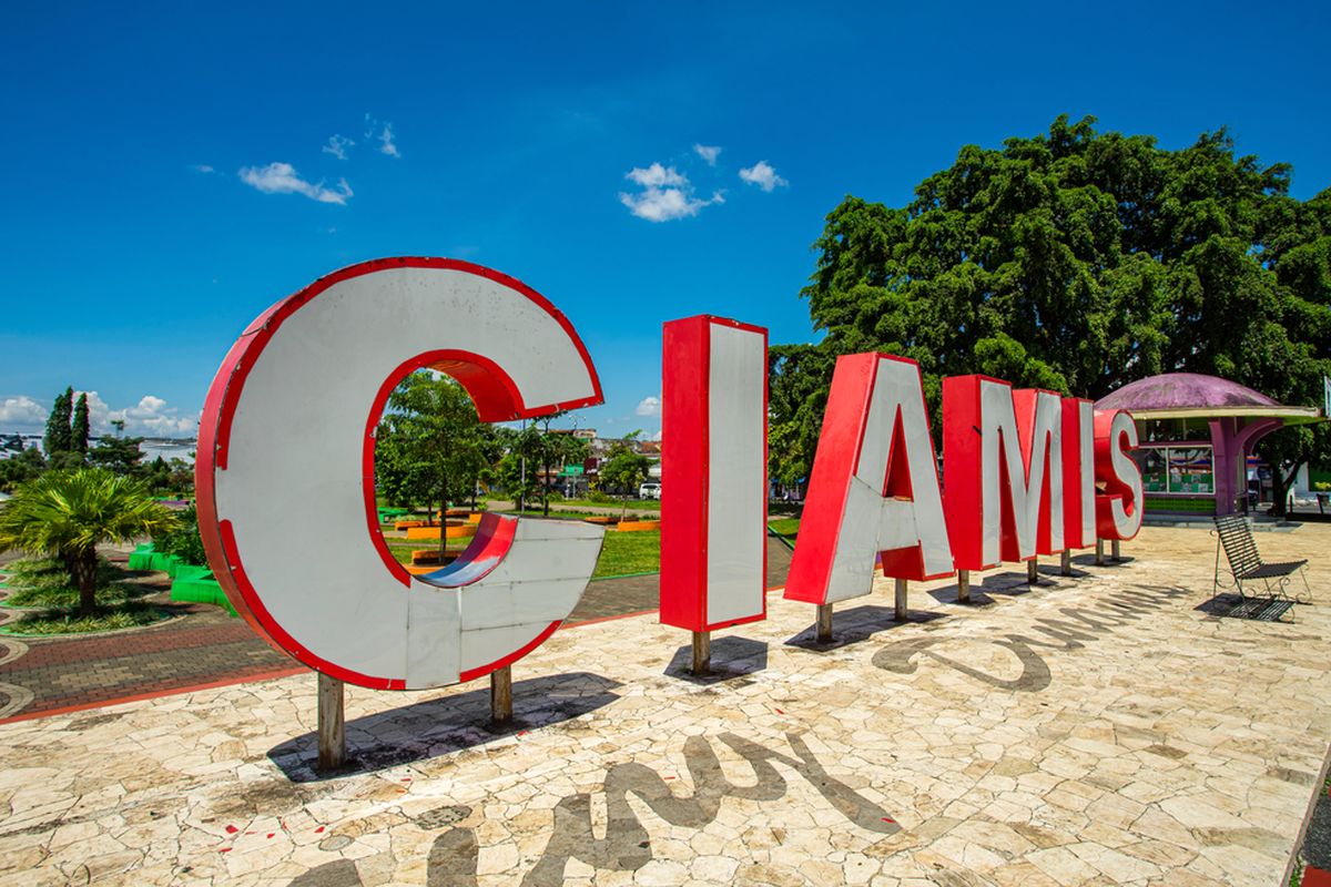UMR Kabupaten Ciamis diputuskan sebesar Rp 2.021.657, sehingga UMR Ciamis alias UMK Ciamis ada di peringkat ke-24 se-Jabar.