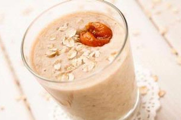 Tambahkan oat untuk smoothie sehat buatan Anda.