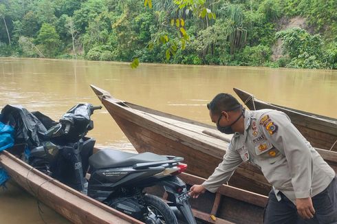Menabrak Pipa, Perahu Berisi 11 Penumpang Tenggelam di Sungai
