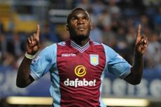 Benteke Segera Tes Medis di Liverpool