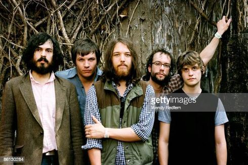 Lirik dan Chord Lagu Drops in the River - Fleet Foxes