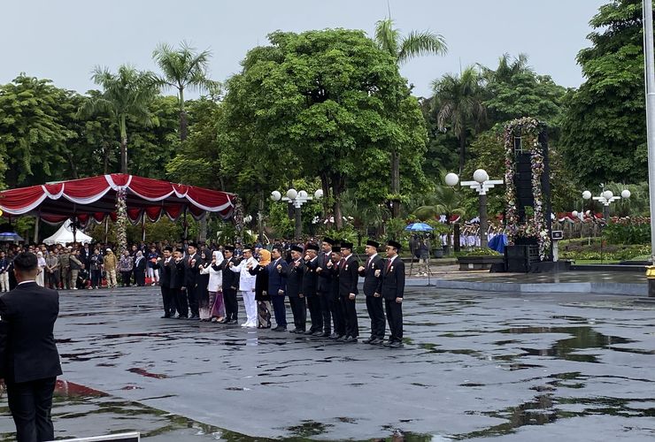 Gibran Tak Hadiri Penyematan Penghargaan Satyalancana di Surabaya