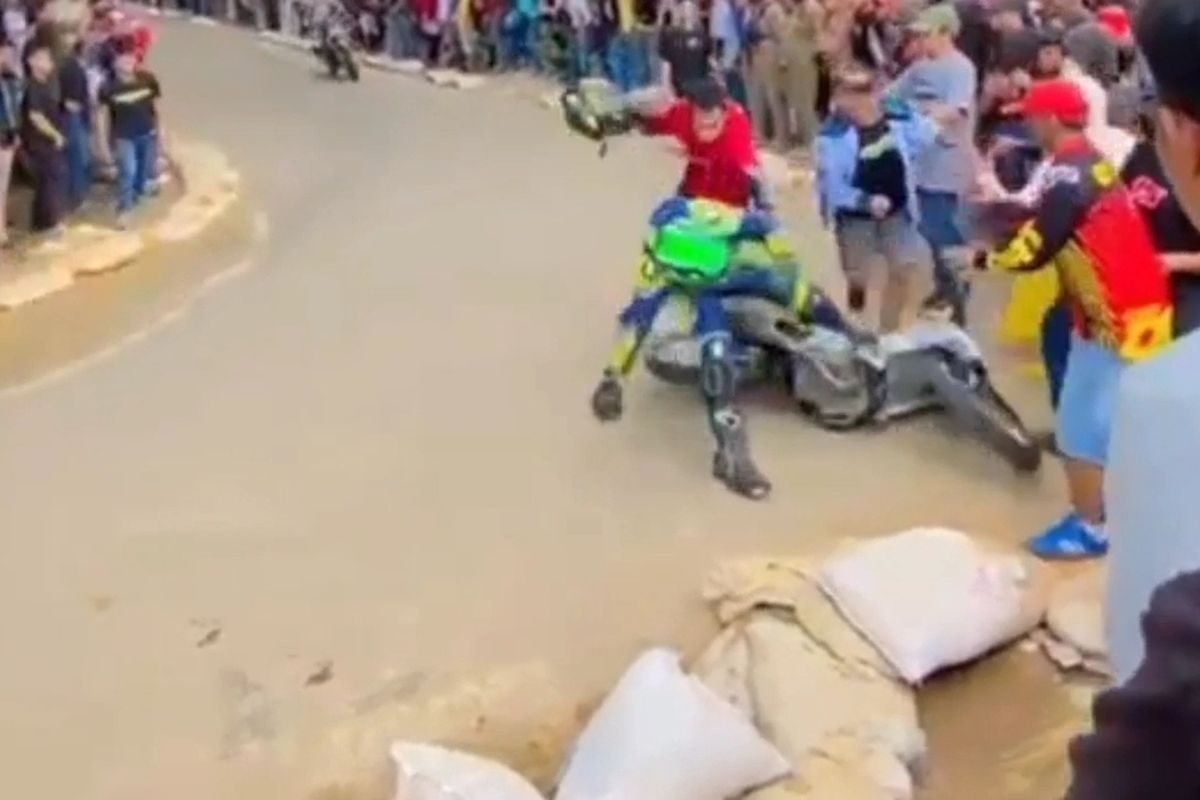 (SULSEL) Viral, Video Kejurna Road Race di Enrekang Ricuh