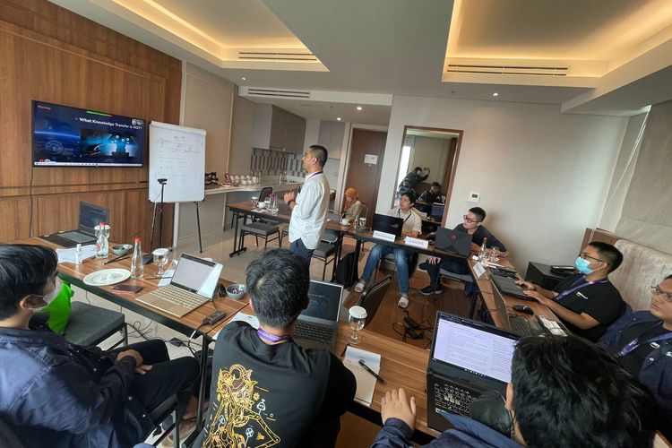 USAID, AWS, dan Elitery  meluncurkan program Talenta pada 13 April 2023 dengan menggandeng 20 kampus dan 100 startup.