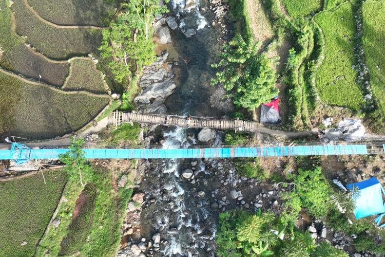 Jembatan baru di pelosok Garut Selatan yang membantu aktivitas sehari-hari warga.