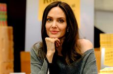 Angelina Jolie dan Misi Kemanusiaan di Bisnis Fesyen Ramah Lingkungan 