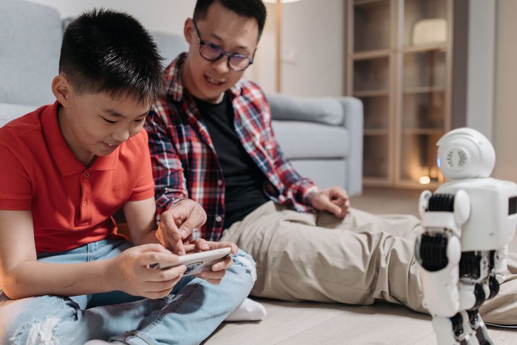 Bukan Cuma Durasi, Ini yang Perlu Diawasi dari Screen Time Anak 