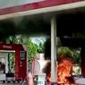 Mobil Tancap Gas Saat Selang Belum Dilepas, SPBU di Aceh Terbakar