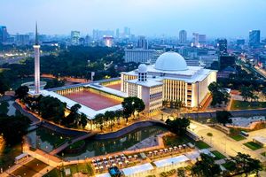 PAM JAYA Tanggung Biaya Air Masjid Istiqlal Jakarta Selama Setahun