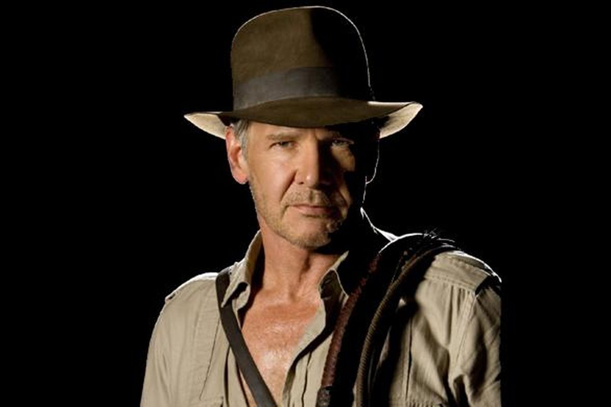 Harrison Ford membintangi Indiana Jones and the Kingdom of the Crystal Skull (2008)