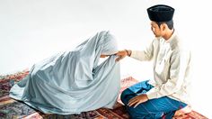 Hukum Berjabat Tangan Setelah Shalat Berjamaah, Adakah Tuntunannya?