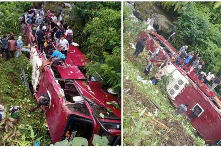 Sejumlah warga sekitar lokasi kejadian mengevakuasi penumpang bus besar yang mengalami kecelakaan masuk jurang di Objek Wisata Guci, Kabupaten Tegal, Jawa Tengah, Minggu 7 Mei 2023.